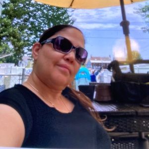 Meet your Posher, Annette